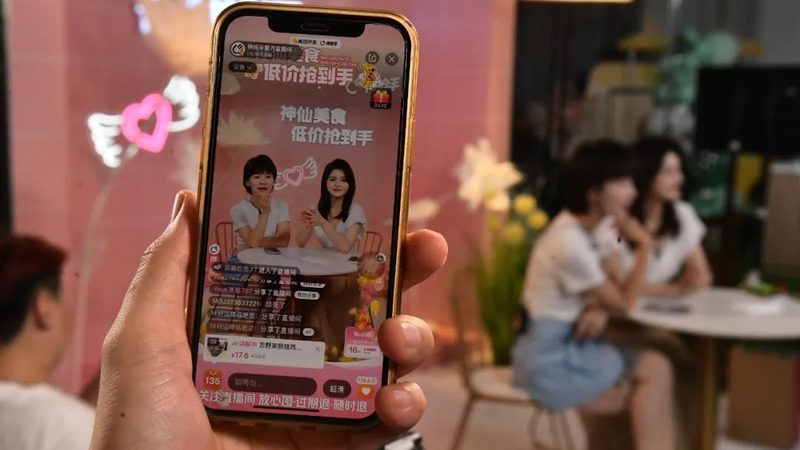 厨房油污去除攻略：开荒保洁必备技巧**